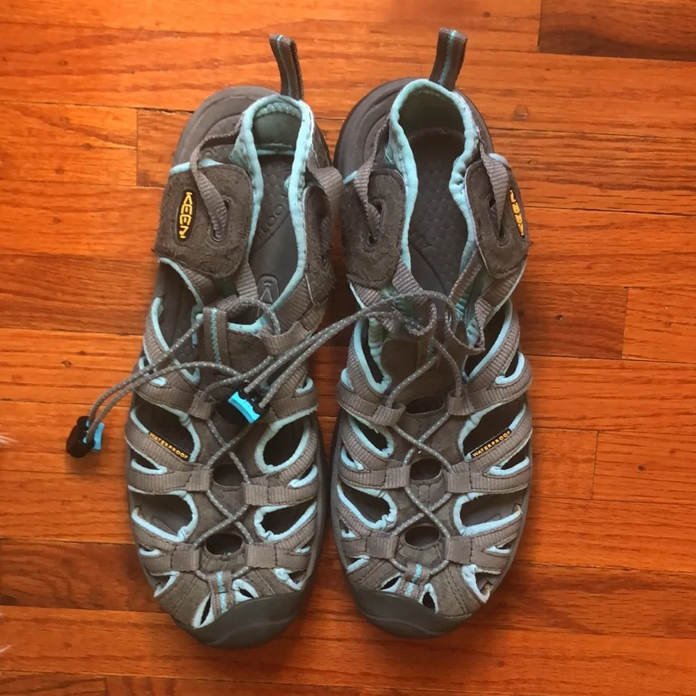 Keen Newport Sandals sz 9